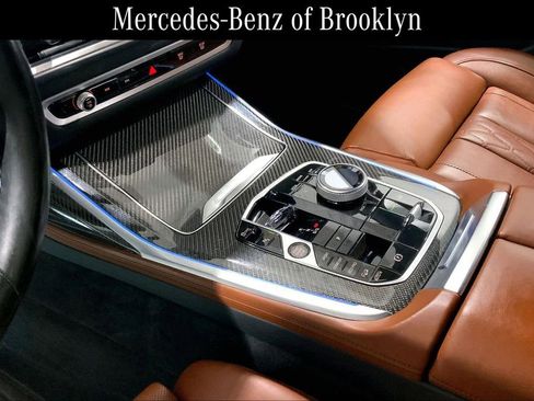 Used 2024 BMW X7 M60i w/ Executive Package image 17