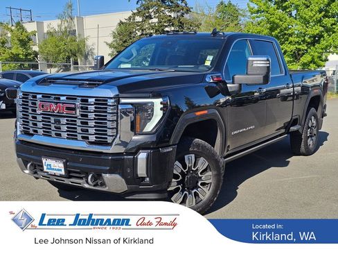 Used 2025 GMC Sierra 3500 Denali w/ Denali Reserve Package AWD/4WD image 1