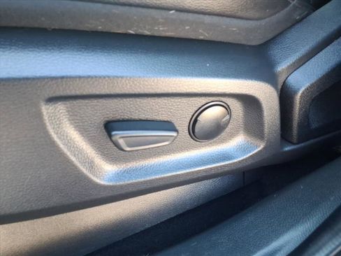 Used 2023 Ford Ranger Lariat w/ Equipment Group 501A High image 12