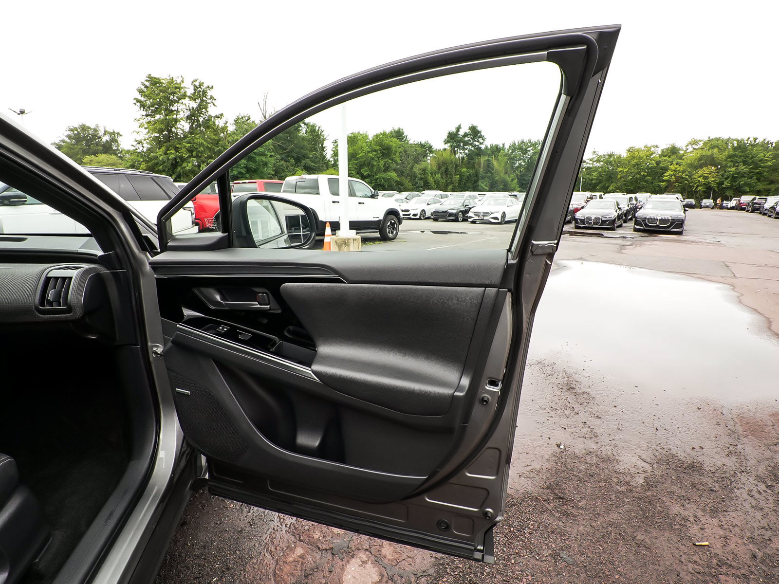 Used 2023 Subaru Solterra AWD image 14