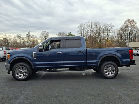 Used 2019 Ford F250 Lariat w/ Chrome Package image 6