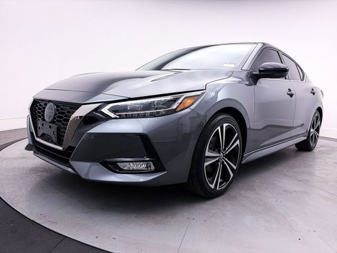 Used 2023 Nissan Sentra SR w/ SR Premium Package image 12