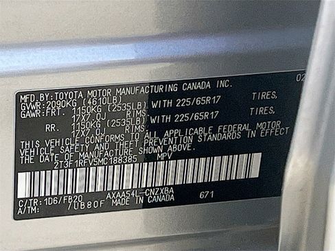 Used 2021 Toyota RAV4 LE w/ Carpet Mat Package (TMS) image 31