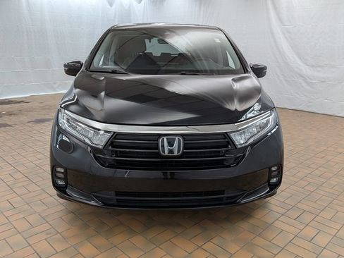 Used 2024 Honda Odyssey EX-L image 2