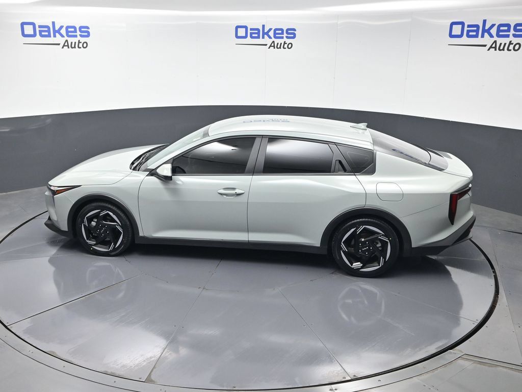 Certified 2025 Kia K4 EX FWD image 46