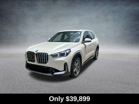 Used 2025 BMW X1 xDrive28i image 4