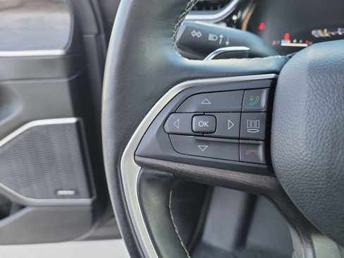 Certified 2022 Jeep Grand Cherokee Limited RWD image 26