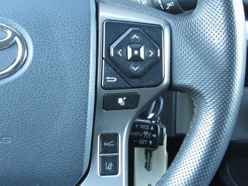 Certified 2019 Toyota Tacoma SR5 image 26