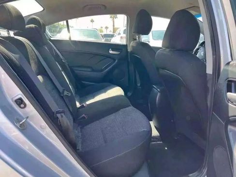 Used 2017 Kia Forte LX FWD image 18