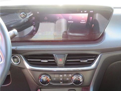 Used 2025 Buick Encore GX Preferred AWD/4WD image 6