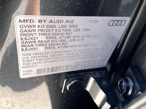 New 2025 Audi SQ5 Premium Plus image 20