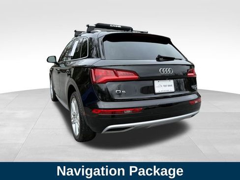 Used 2018 Audi Q5 2.0T Premium Plus w/ Premium Plus Package image 3