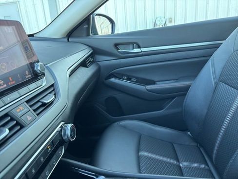 Certified 2024 Nissan Altima 2.5 SR image 24