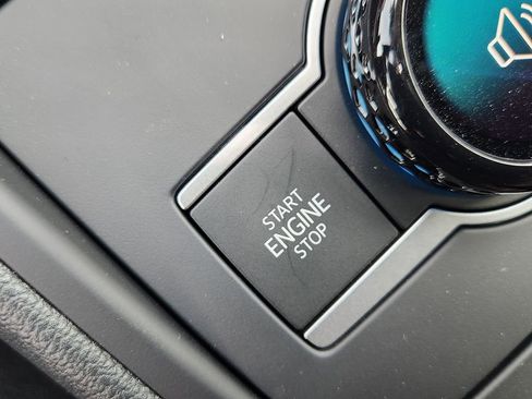 New 2026 Volkswagen Tiguan S image 12