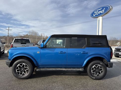 Used 2023 Ford Bronco Outer Banks image 4