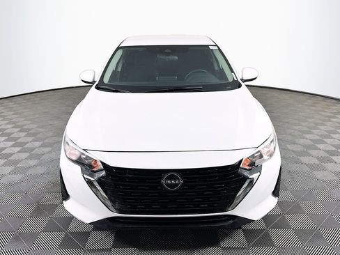 Used 2024 Nissan Sentra S image 2