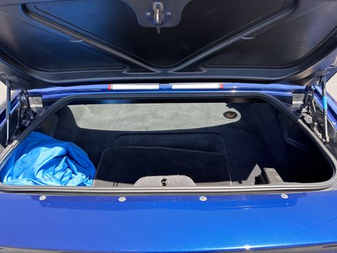 Used 2004 Chevrolet Corvette Z06 w/ Z06 Preferred Equipment Group RWD image 14