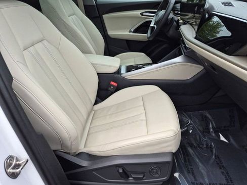 Certified 2025 Audi Q5 Premium w/ Convenience Package AWD/4WD image 21