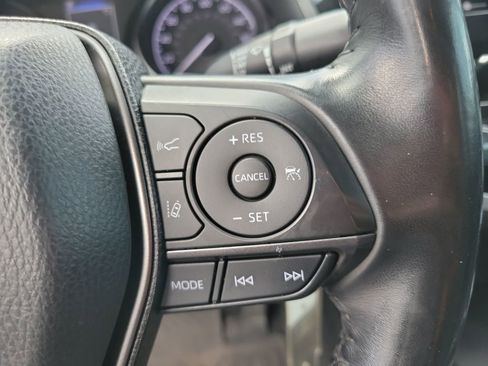 Used 2021 Toyota Camry SE FWD image 19