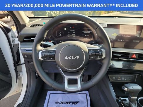 New 2026 Kia K5 EX image 12