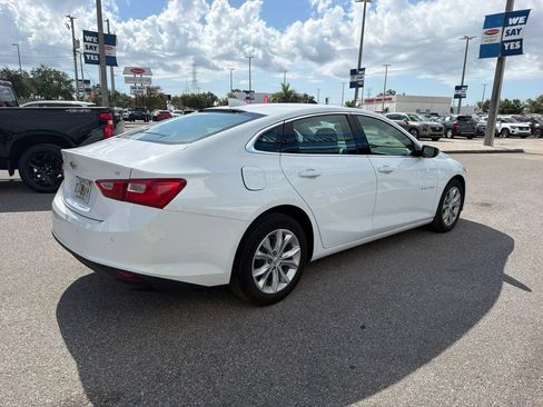 Used 2025 Chevrolet Malibu LT FWD image 5