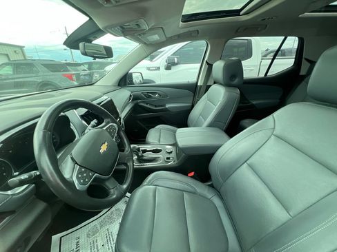 Used 2021 Chevrolet Traverse Premier w/ LPO, Floor Liner Package AWD/4WD image 8