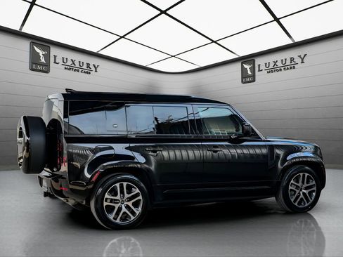 Used 2022 Land Rover Defender 110 XS Edition image 9