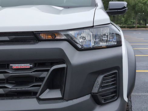 New 2026 Chevrolet Colorado Trail Boss AWD/4WD image 12