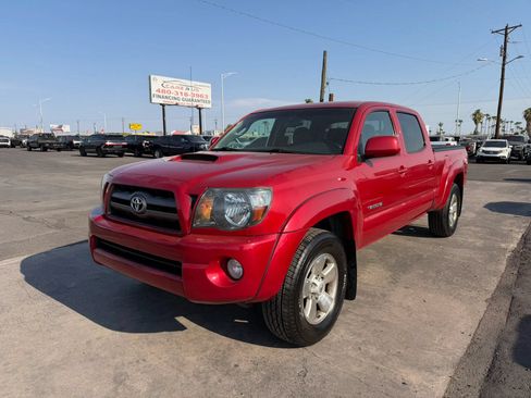 Used 2010 Toyota Tacoma 4x4 Double Cab w/ TRD Sport Pkg w/JBL Audio image 3