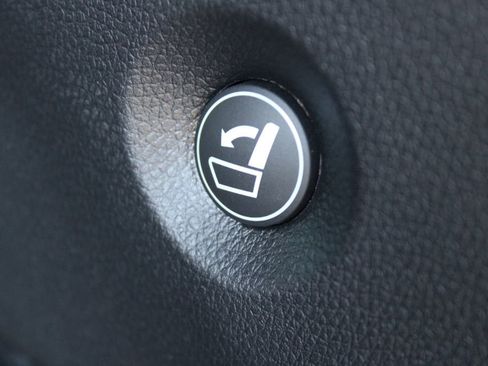 Used 2025 Honda Passport TrailSport image 35