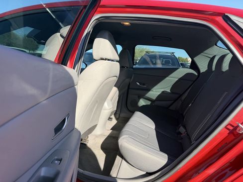 Used 2021 Hyundai Elantra SEL w/ Convenience Package image 22