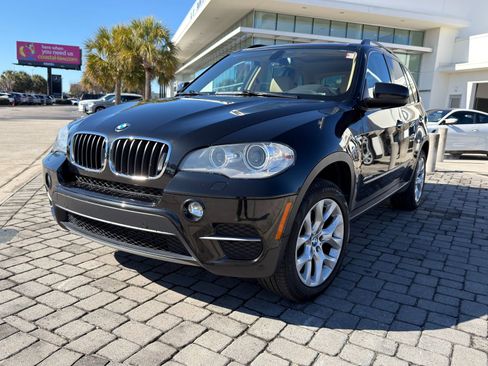 Used 2013 BMW X5 xDrive35i image 1