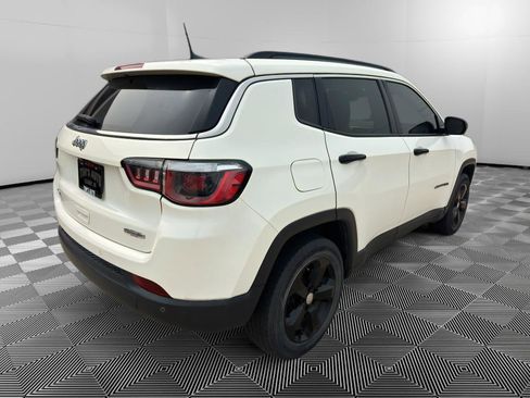 Used 2018 Jeep Compass Latitude w/ Popular Equipment Group image 3