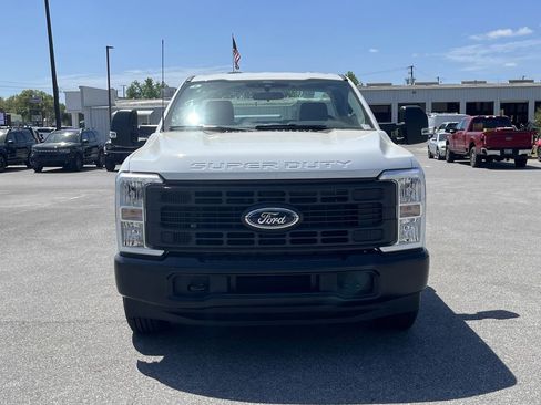 New 2025 Ford F250 XL w/ F-250 >10K GVWR Package RWD image 10