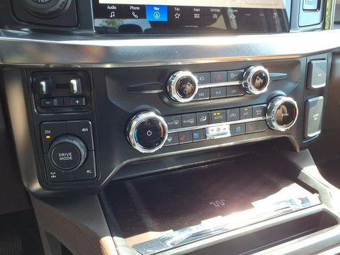 New 2026 Ford F250 King Ranch w/ Chrome Package AWD/4WD image 23