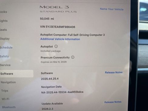 Used 2021 Tesla Model 3 Standard Range Plus image 4