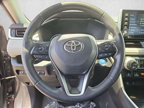 Used 2020 Toyota RAV4 XLE w/ Convenience Package AWD/4WD image 14