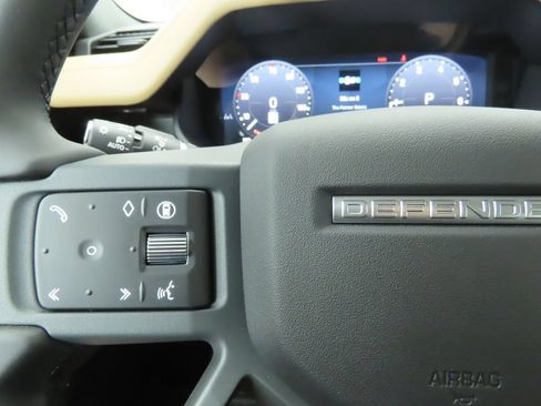 Used 2026 Land Rover Defender 110 S AWD/4WD image 11