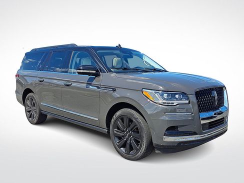 Used 2024 Lincoln Navigator L Black Label AWD/4WD image 1