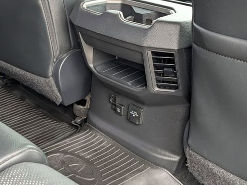 Used 2022 Toyota Tundra Limited image 30