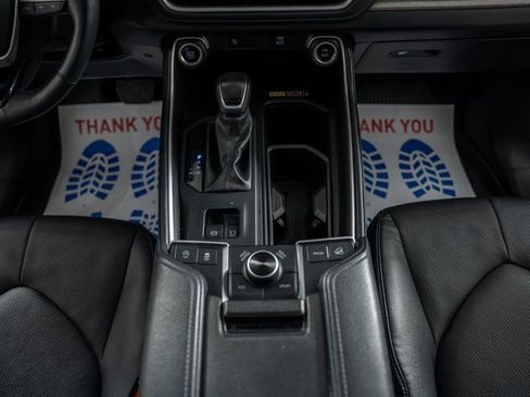 Used 2024 Toyota Grand Highlander Platinum image 31