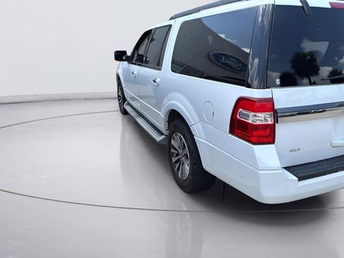 Used 2015 Ford Expedition EL XLT w/ Equipment Group 202A RWD image 5
