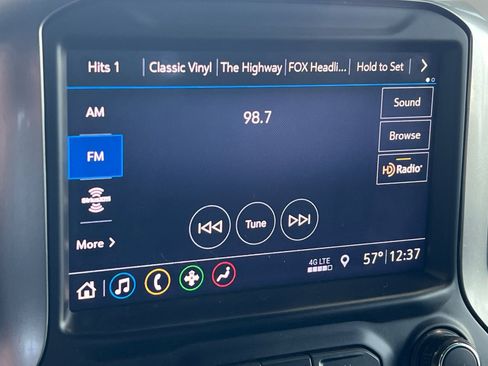 Used 2019 Chevrolet Silverado 1500 LT w/ Texas Edition image 14