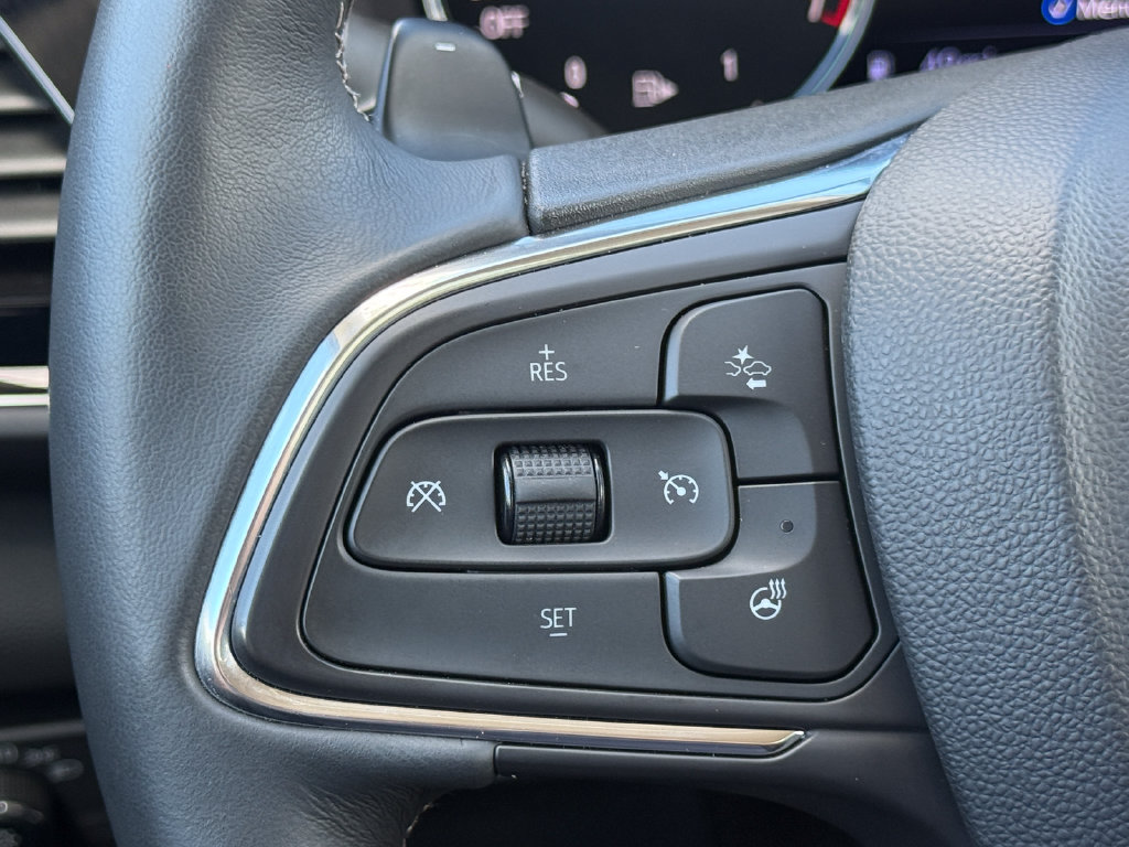 Used 2023 Buick Envision Avenir AWD/4WD image 26