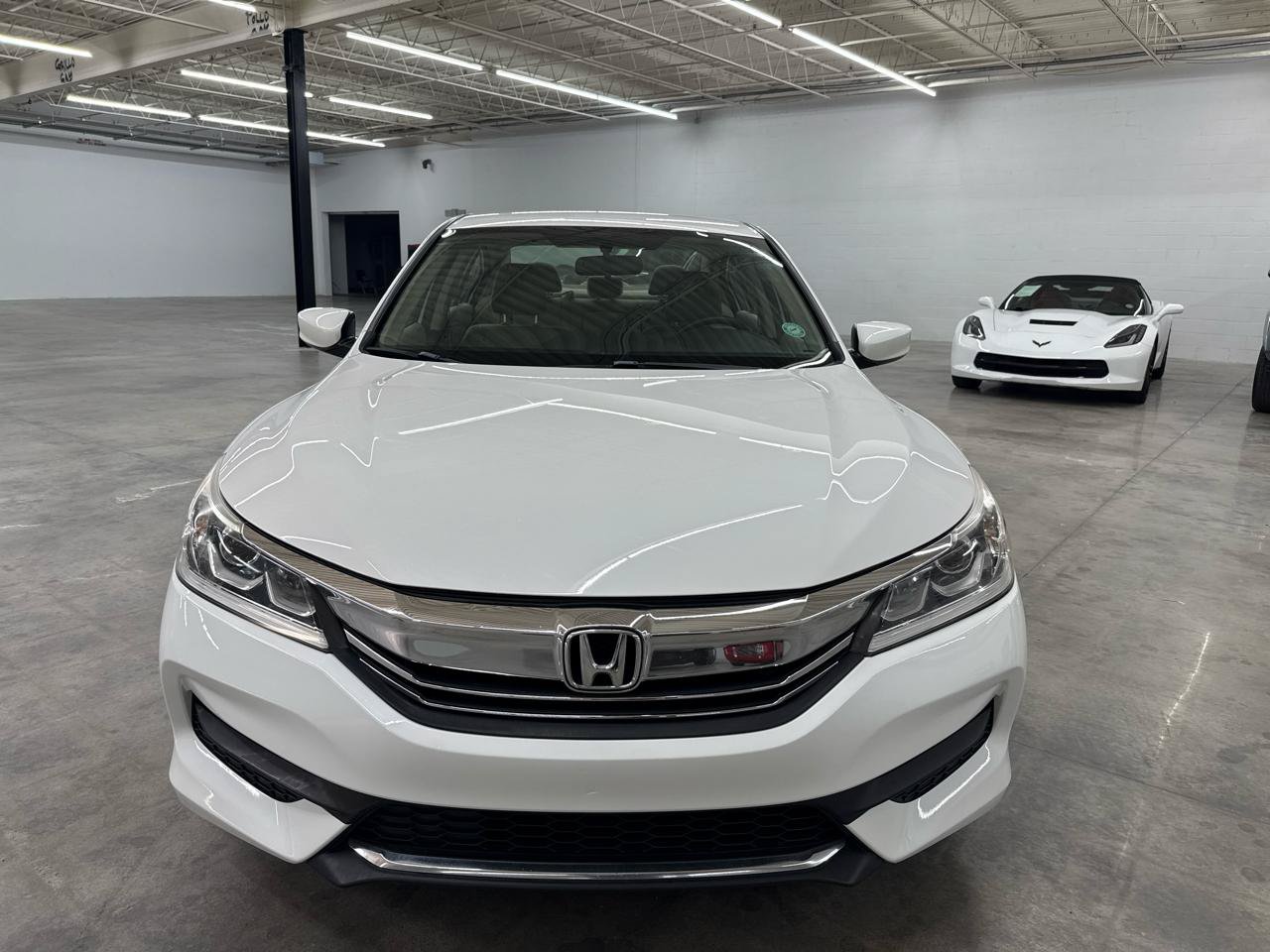 Used 2016 Honda Accord LX image 3