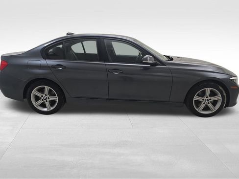 Used 2015 BMW 328i xDrive Sedan AWD/4WD image 11