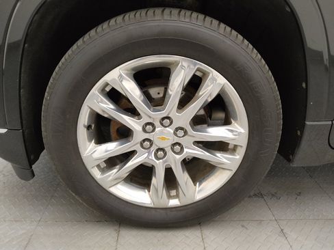 Used 2018 Chevrolet Traverse High Country AWD/4WD image 31