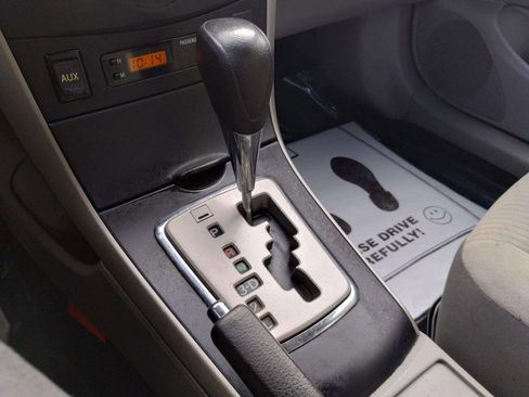 Used 2010 Toyota Corolla LE image 25