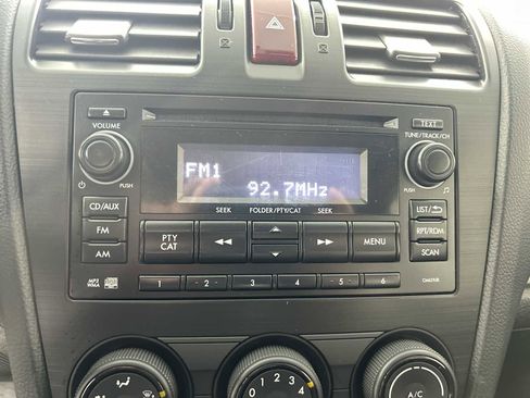 Used 2014 Subaru Impreza 2.0i Premium w/ All-Weather Package w/CVT image 12