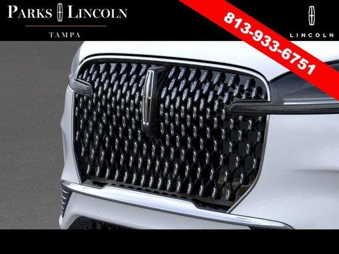 New 2026 Lincoln Aviator 2WD image 17